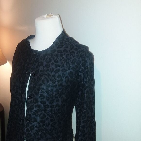 Jaclyn Smith Tops - Button up blouse/ jacket